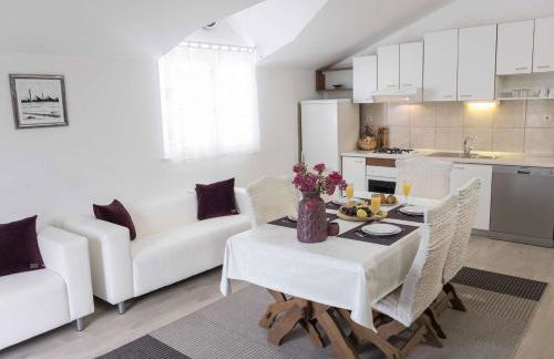 Villa Šolo – Peaceful Nature Park Getaway - Foto 7