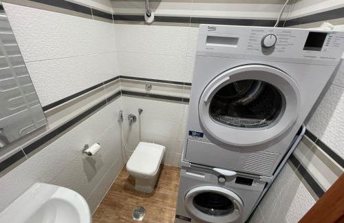 REGAL HOME Apartment - Photo 21