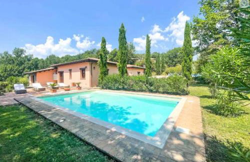 Villa del Sole, 6 pax+ with pool - Foto 1