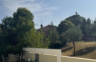 Milos Apartments - Photo 2