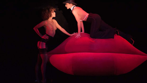 Une des scènes du spectacle Crazy Horse