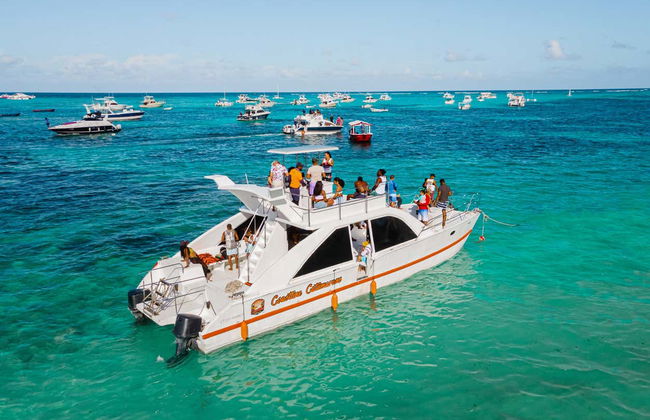 Punta Cana Party Boat - Photo 2