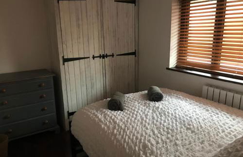 Modern upside down property with hot tub - Foto 9