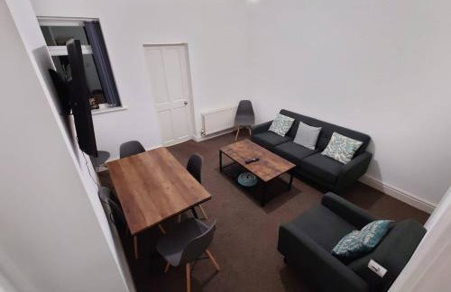 C Spacious 5 Bed - Pkg WiFi Long Stay - Foto 35