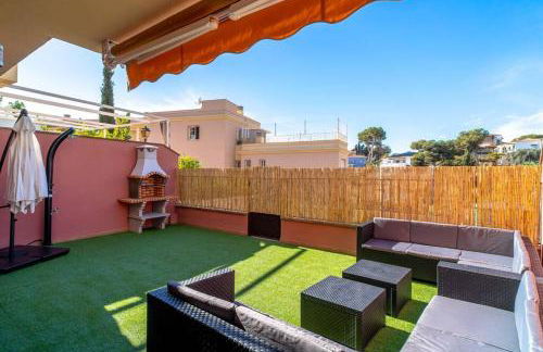 Adosado con vistas al mar desde la piscina con BBQ - Photo 1