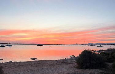LUXURY House with Stunning Sea Views - Ses Salines Illetes - Rosa Salina Vacation House - Foto 39