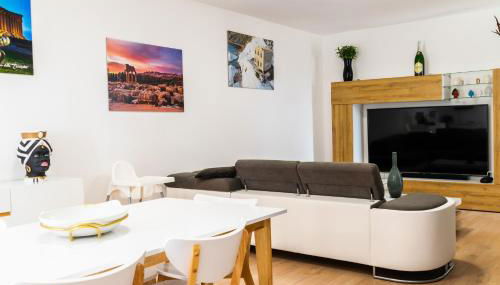 Diana Holiday Home - Foto 2