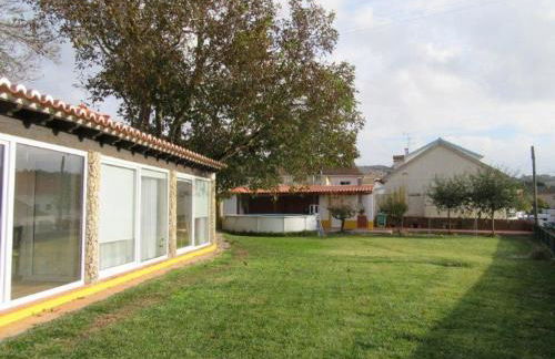 Quintal do Freixo - Country House - Photo 25