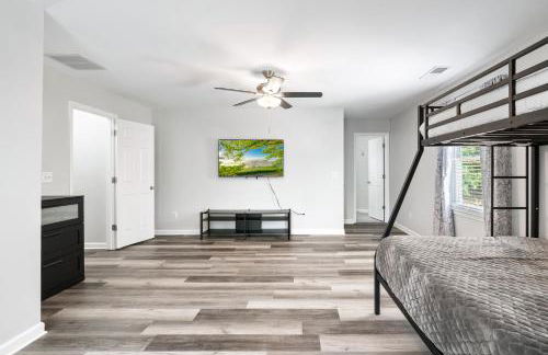 Relaxing home close Six Flag 21 miles to airport - Foto 28