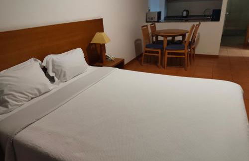 Apartamentos Turísticos Vila Praia - Foto 22