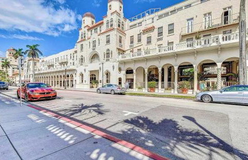 Renovated studio in the heart of Palm Beach - free parking, security box - Photo 17