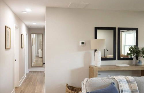 Refreshing Ranch Style Home - Photo 19