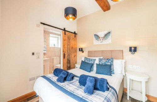 Riverside dairy in the Peak District national park - Foto 11