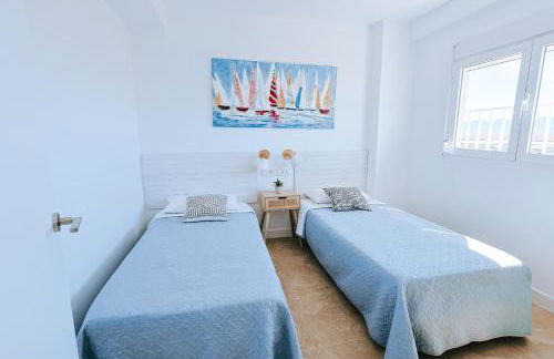 Apartamento prémium con 5 Piscinas Barbacoa Tenis Frontenis - Foto 27