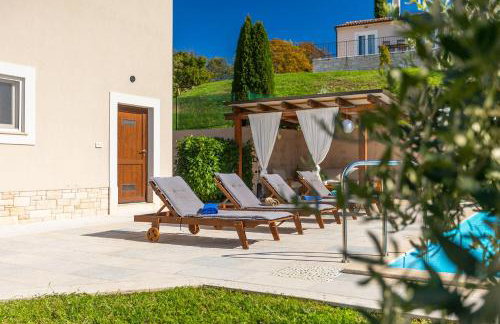 Traumhafte Finca mit Tischtennis, Spielplatz, Basketballplatz, Privatpool, Outdoor-Kueche - Foto 37