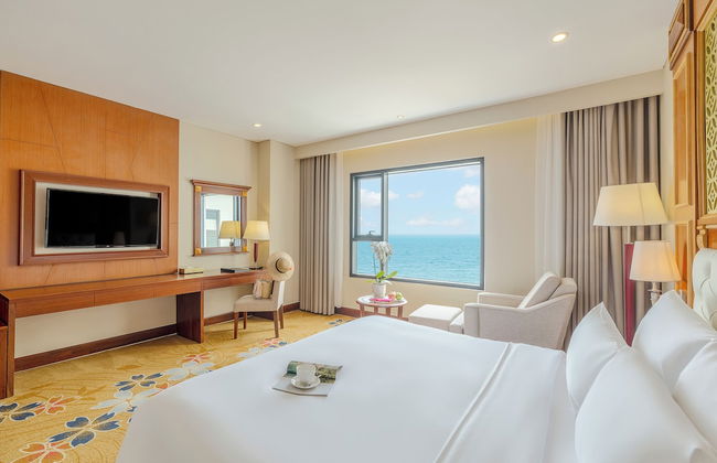 DLG Hotel Danang - Photo 47