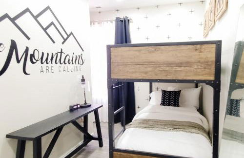 Vacation Home Minutes From Downtown, Great For Families - Foto 16