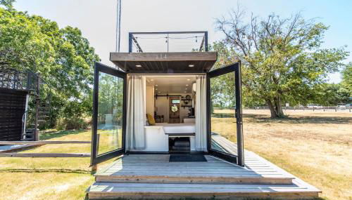The Honeycomb-Tiny Container Home 12 Min. to Magnolia/Baylor - Foto 1