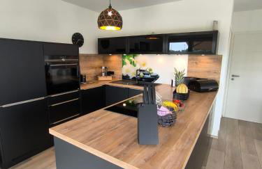 VILLA VULKANEIFEL -modern -familienfreundlich -Terrasse -Doppelgarage -ruhiger Lage - Foto 12