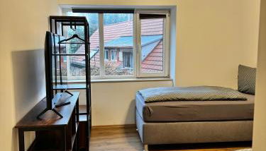 Premium Apartment für Teams & Monteure 2 Schlafzimmer, Parkplatz & WLAN - Foto 2