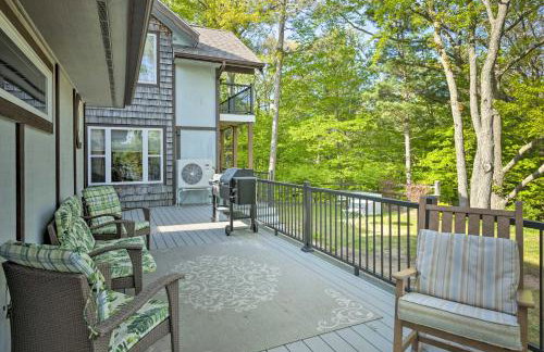 Hot Tub, Sauna, Fireplace, Dock! Lake Honor Cabin - Foto 32