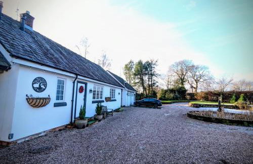 Luxury 2 Bed Cottage with Log Fire Hot Tub & Sauna - Foto 22