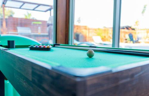 Yellow Door Oasis airport, cruise port and beach close-by - Foto 31