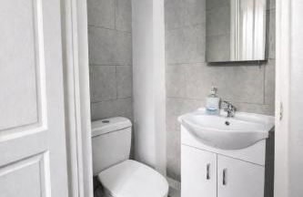 The Emerald Studio - Photo 7