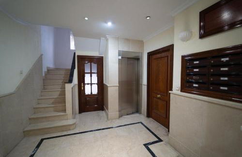 Larra Nervión Subway Tranvía - Foto 7