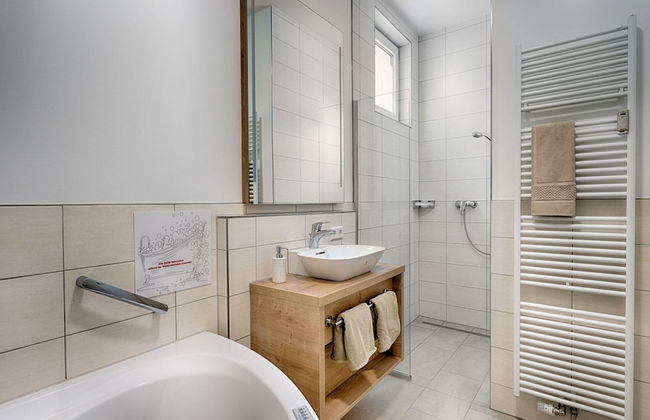 Hubsche Wohnung mit Balkon - Foto 15