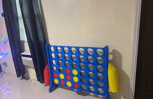 Miramar near Hard Rock stadium - Photo 7