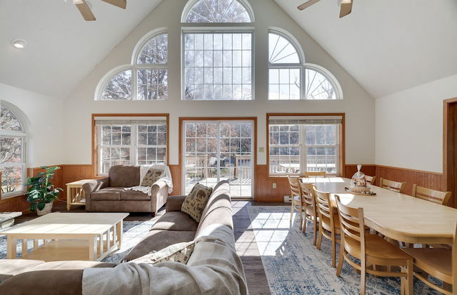 Sycamore Cove by Avantstay Hot Tub Game Rooms - Photo 9