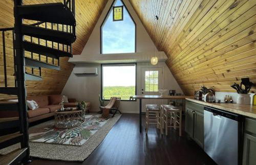 Scenic 2BR A-Frame w Hot Tub & Views - Foto 19