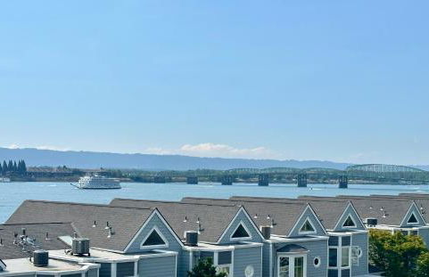 River Views 3bd 2ba Luxury Condo along Columbia Waterfront Renaissance Trail - Foto 3