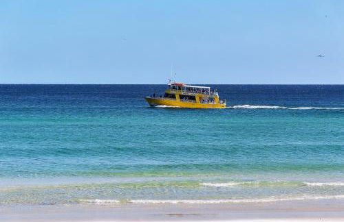 Beautiful Spacious Penthouse 2 Story Beach Front Condo Sleeps 12! - Foto 80