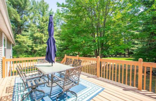 Spacious Leelanau home near the best of Michigan - Foto 1