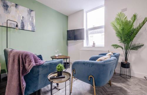 8 Bedroom, 8 En suite, 12 beds, Fast Wifi, Contractors, Parking - Foto 25