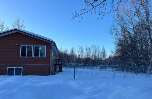 Cozy Palmer Retreat with Steam Sauna and Playground - Foto 51