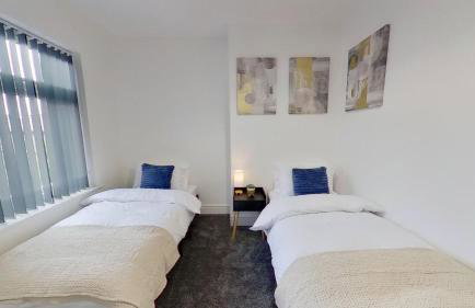 Elegant 2 Bed House Near City Centre - Foto 10