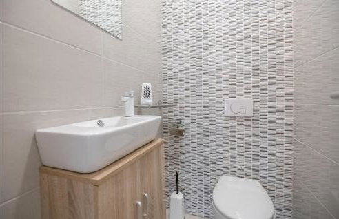 Beautiful Home In Kamen Most - Foto 35