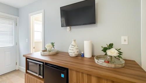 Dania Beach 1BR | Steps to Ocean + Parking - Foto 2