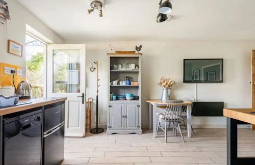 Peaceful country cottage in a rural location near Norfolk Broads 2 double bedroom - Foto 43