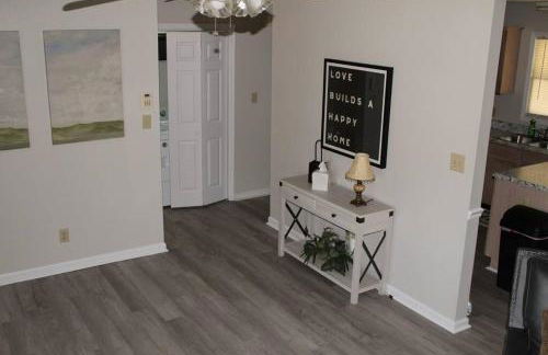 Cheerful 2-Bedroom, 2 bath with private parking - Foto 21