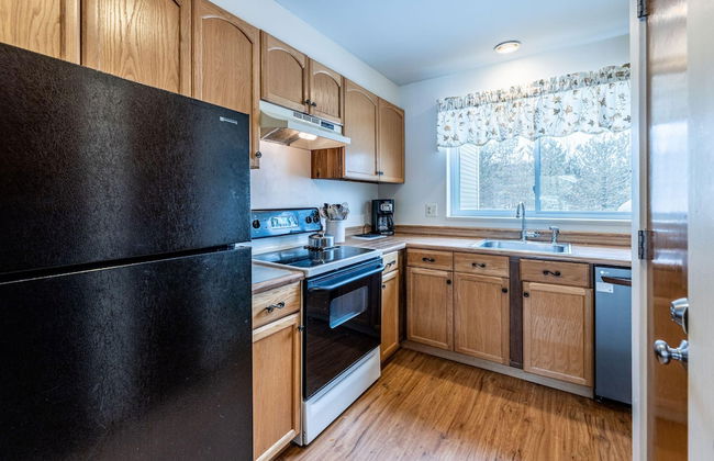 4BR Private Townhouse at Smugglers Notch Resort - Photo 5