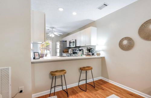 Seasonal Pool Access and Patio Auburn Getaway! - Foto 8