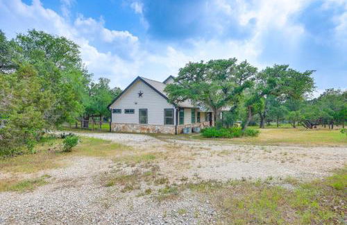 San Marcos Home with Fire Pit about 10 Mi to Downtown! - Photo 24