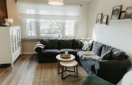 Familienurlaub pur III KINDER UND JUGENDLICHE bis 17 frei III HUND willkommen III SAUNA im Haus III Natur direkt vor der Tür III nah an Winterberg für Ski Wandern und Abenteuer - Foto 21