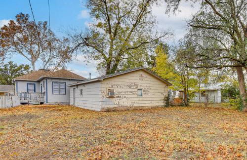 2 Mi to Dtwn Salina Home with Deck and Yard - Foto 22