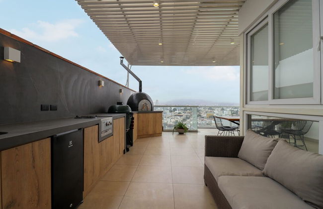 Elegant 3BR Duplex With Balcony in Miraflores - Photo 52