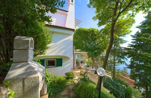 Apartments Six - Photo 27